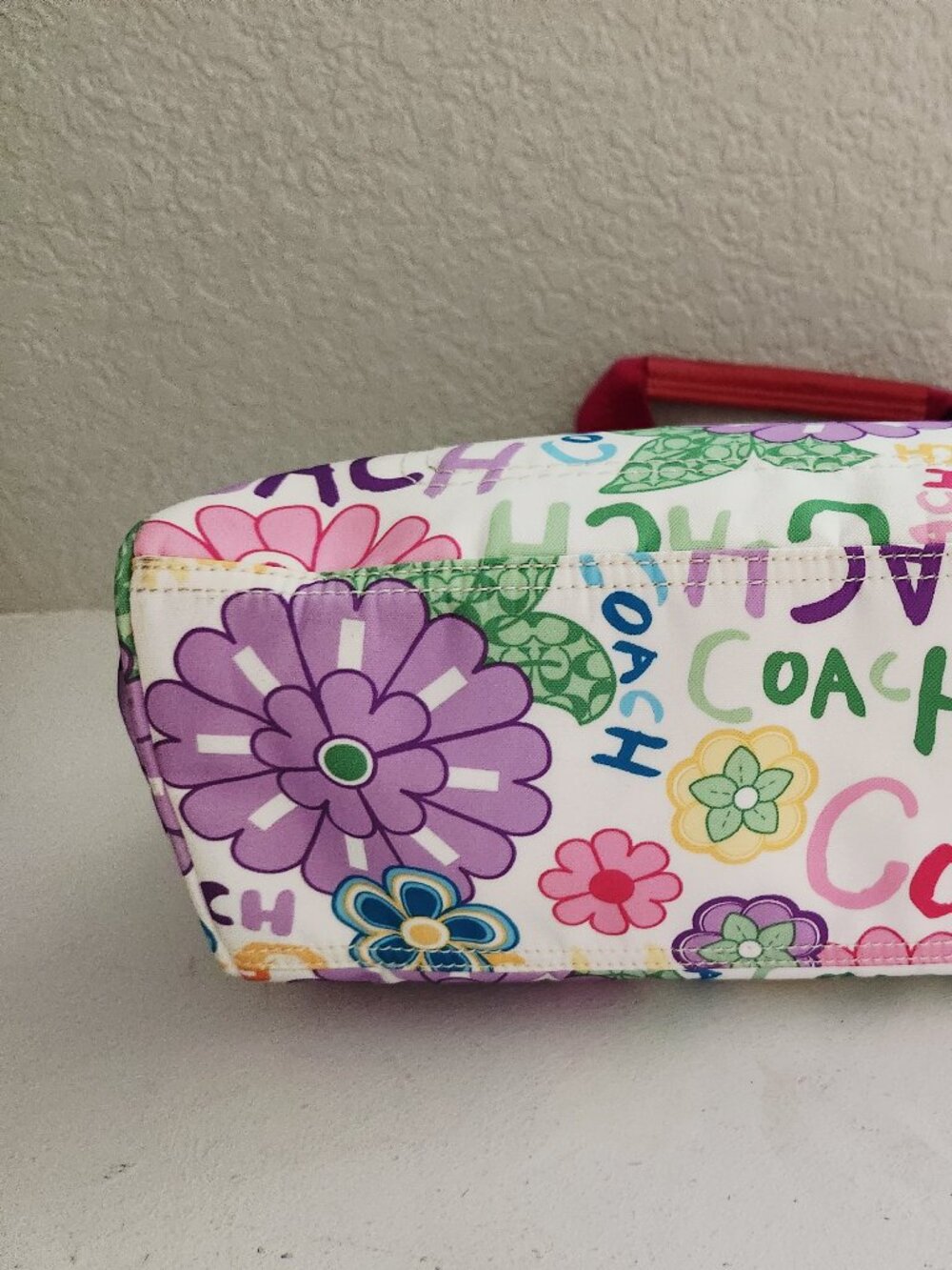 Vintage Coach Daisy Multi Color Floral Satchel Purse - Picture 7 of 15